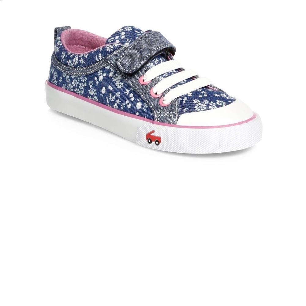 See Kia Run Kristin Floral Canvas Sneaker